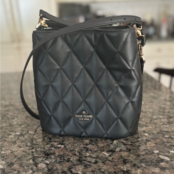 Kate Spade Black Quilted Carey Bucket Bag with Wallet - Picture 5 of 9
